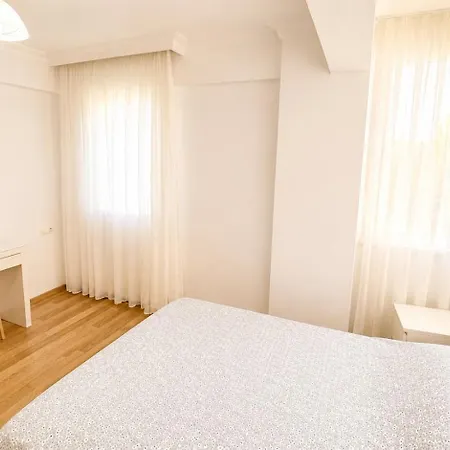 Appartement Merkezde Luex